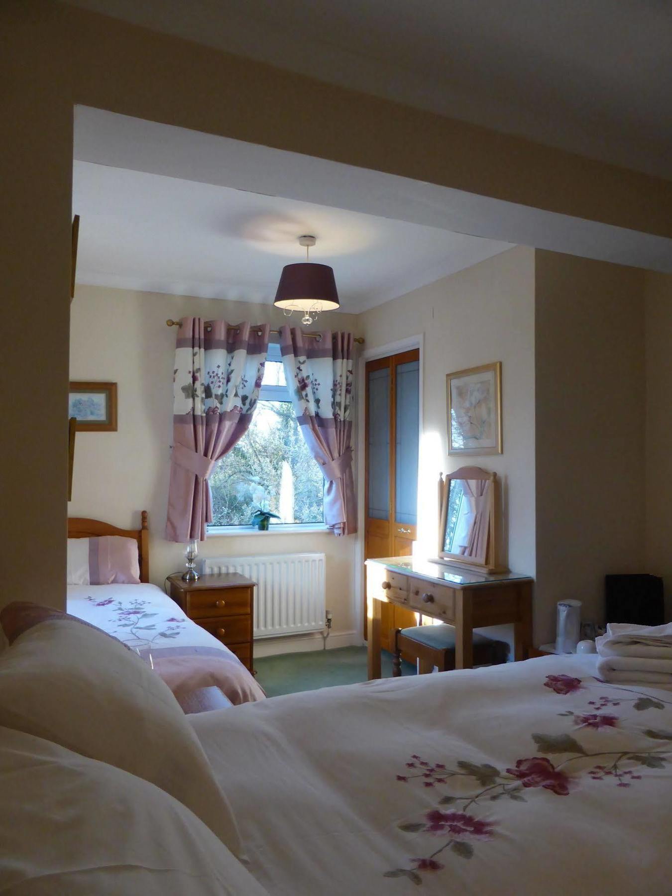 Faviere Guest House Stratford-upon-Avon Exterior foto